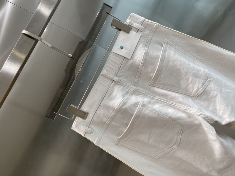 l0vis Vvtt0n long pants